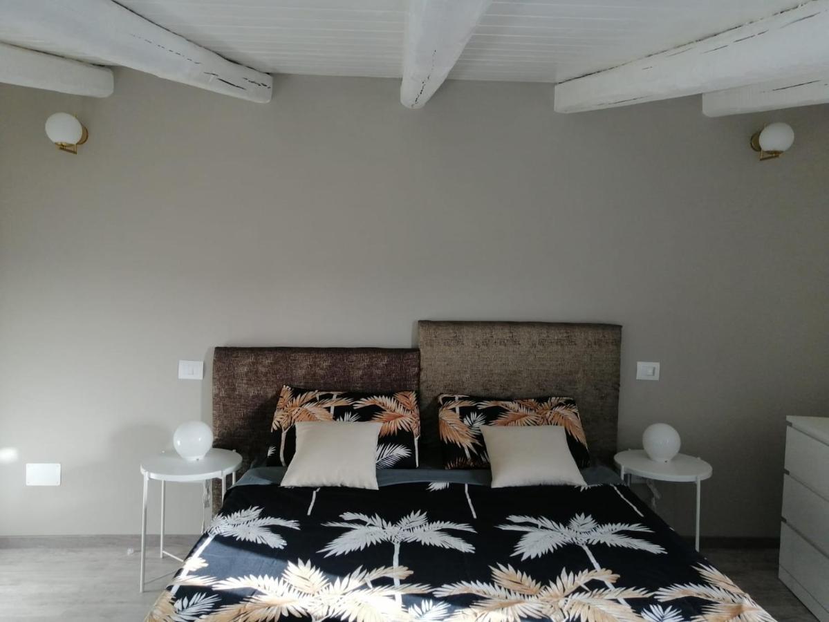 Villa Il Faro Племирио Екстериор снимка